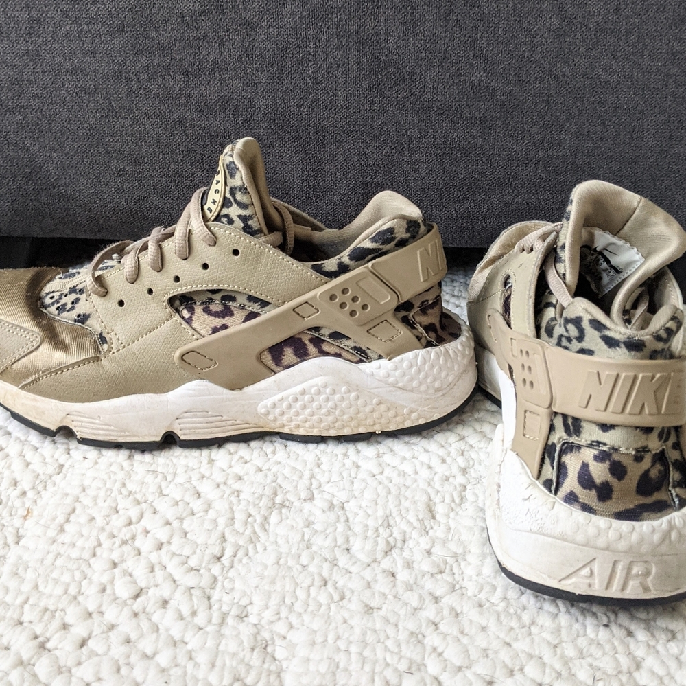 Nike Huarache Leopard Shoes Sneakers 7.5